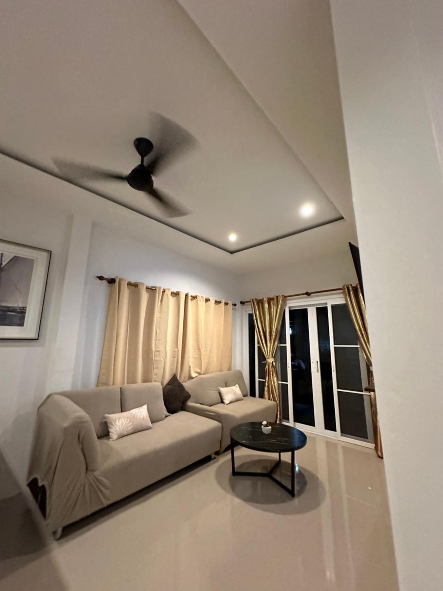 Hotel Suntalee House Nai Yang Beach Exterior foto