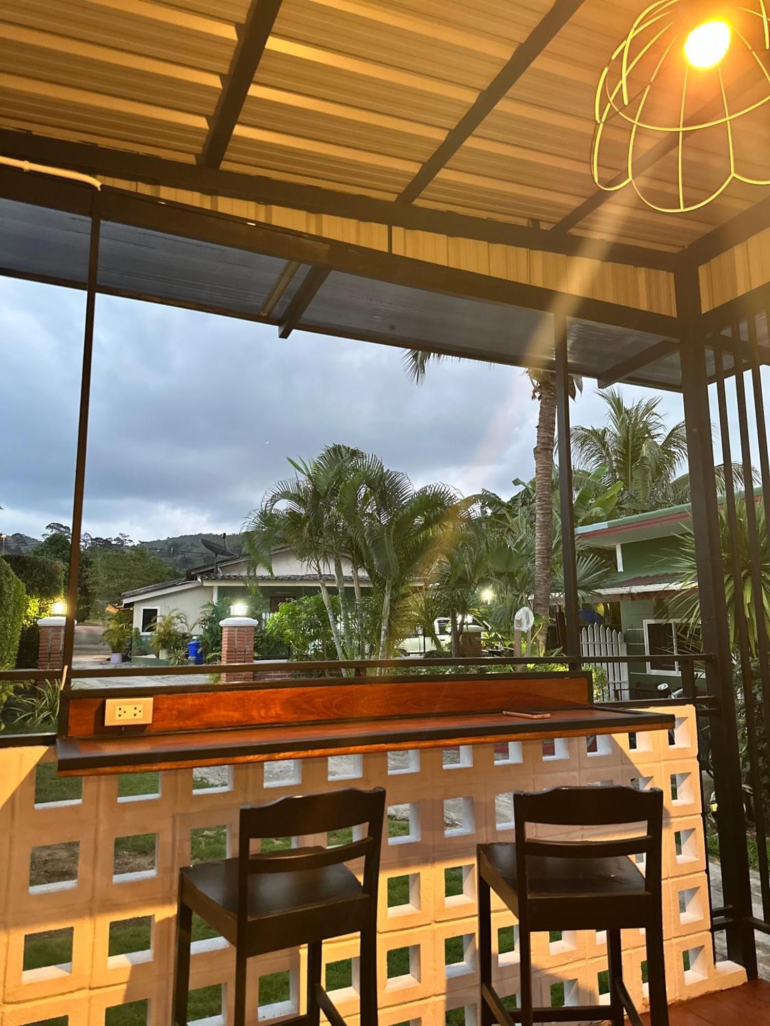 Hotel Suntalee House Nai Yang Beach Exterior foto